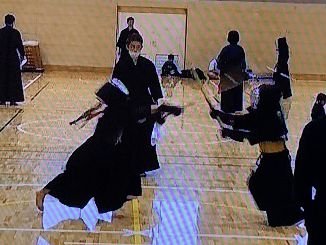 8񌎗
